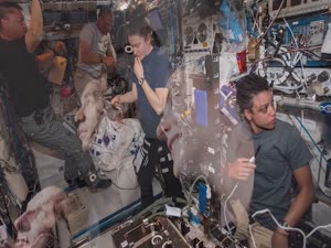 ESPACIO A TIERRA - JULY 1, 2022